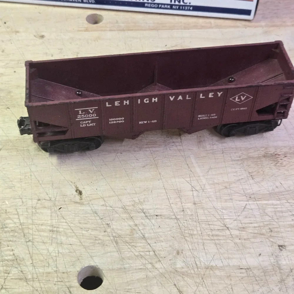Lionel 6456 Lehigh Valley 25000 Maroon Hopper Car Postwar O Gauge w WOT box